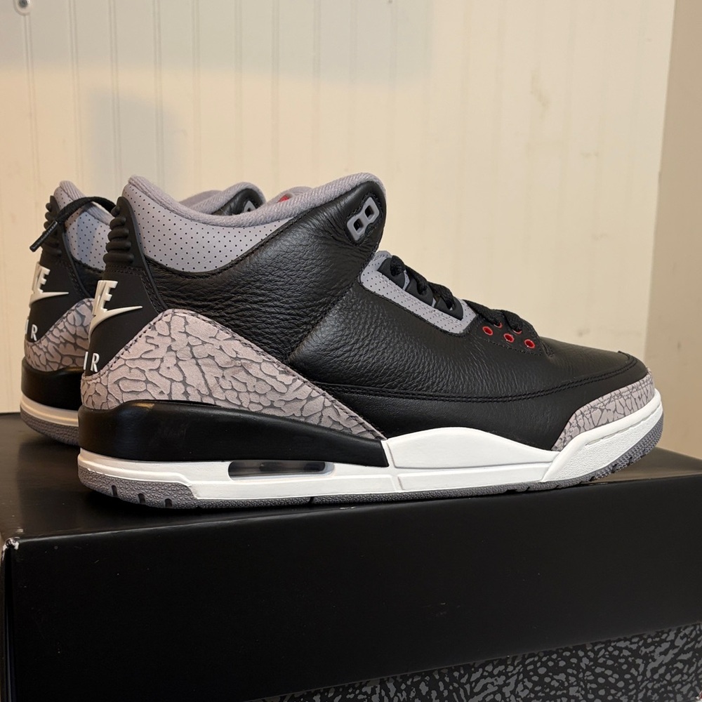 Air Jordan 3 Black/Red Cement DN3707-010 New with box!! - Picture 1 of 10